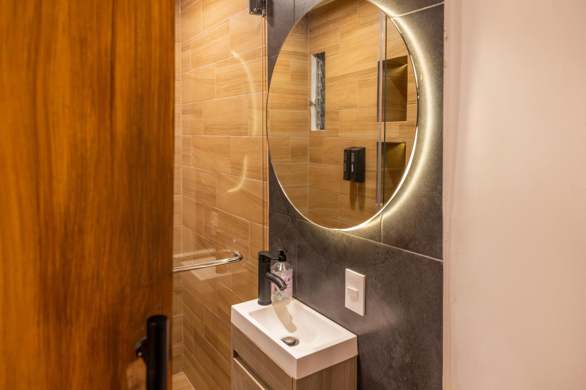 Posh Polanco Stay Tvs And Desks In Each Room Mexico by Eksteriør bilde