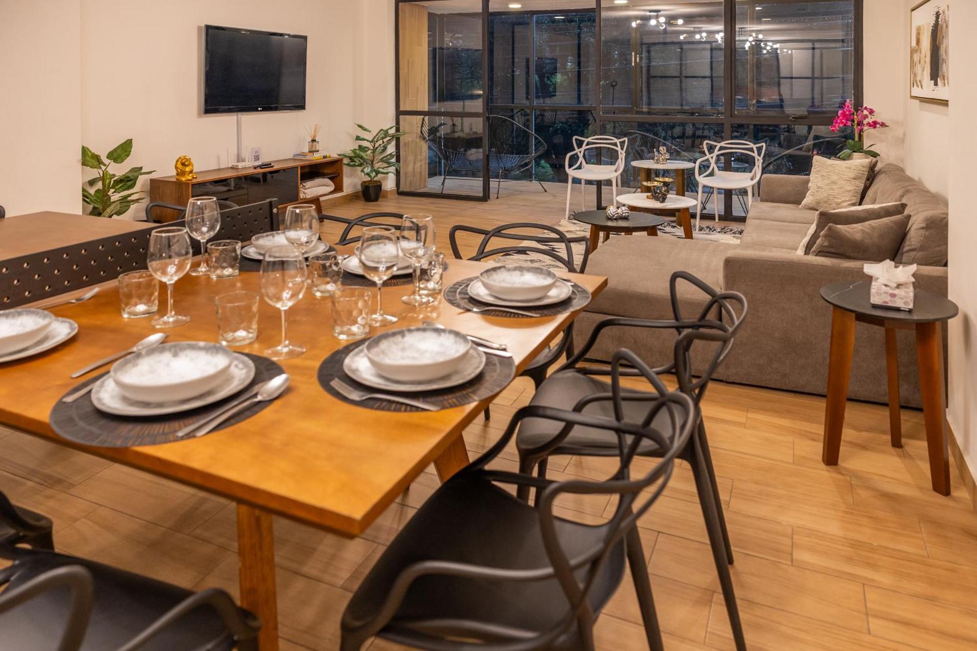 Posh Polanco Stay Tvs And Desks In Each Room Mexico by Eksteriør bilde