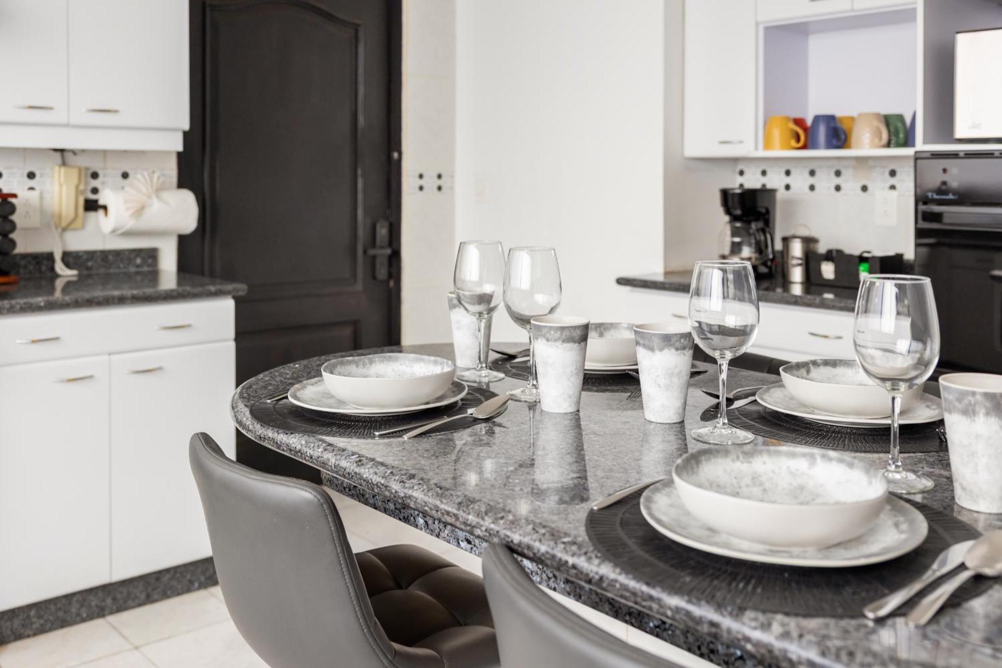 Posh Polanco Stay Tvs And Desks In Each Room Mexico by Eksteriør bilde